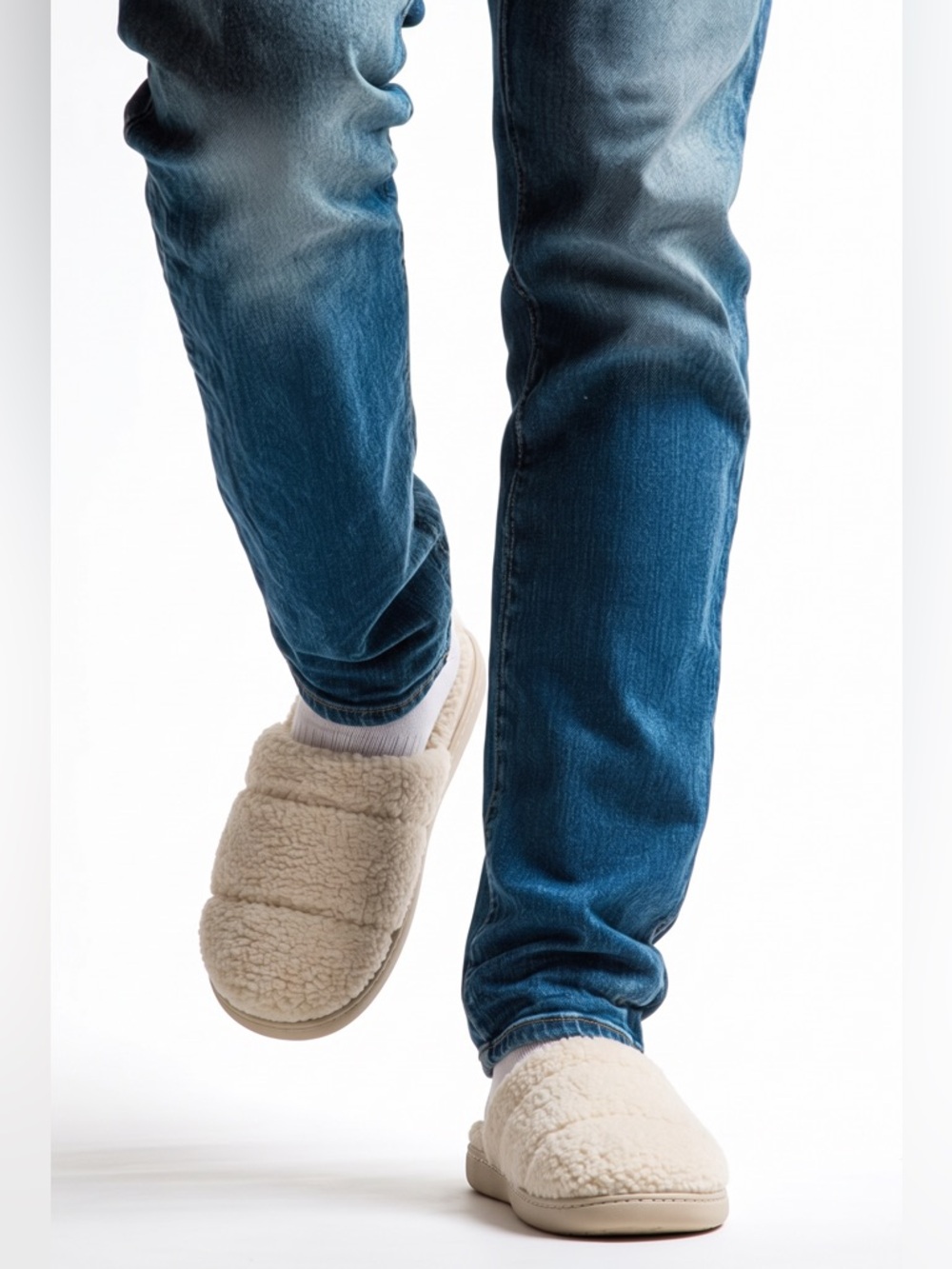 NWT 
SeaChange SeaVees Slide Recycled Fleece Slippers in Oat. Sz 11 Mens